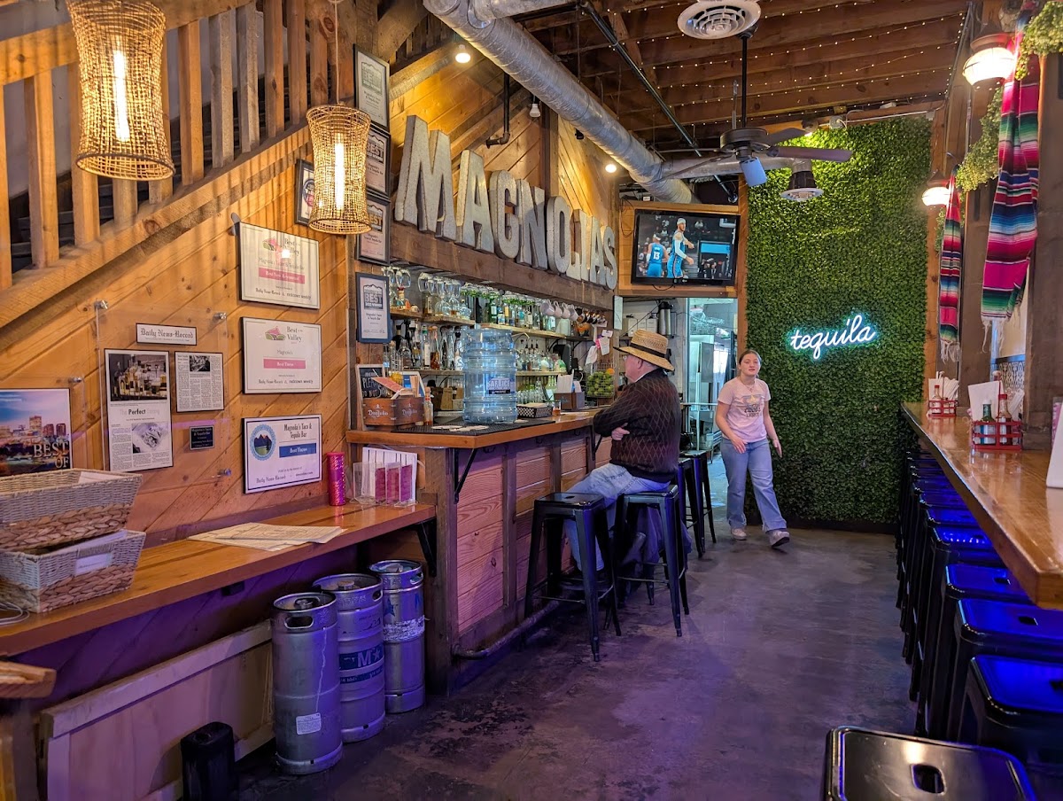 Magnolia's Tacos And Tequila Bar